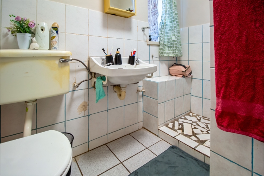 2 Bedroom Property for Sale in Flora Park Northern Cape